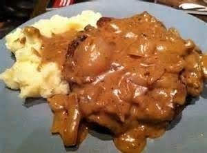 Venison Steaks With Gravy Venison Steak Recipes, Venison Backstrap Recipes, Venison Steaks, Cooking Venison Steaks, Backstrap Recipes, Smothered Steak, Deer Steak, Venison Tenderloin, How To Cook Scallops