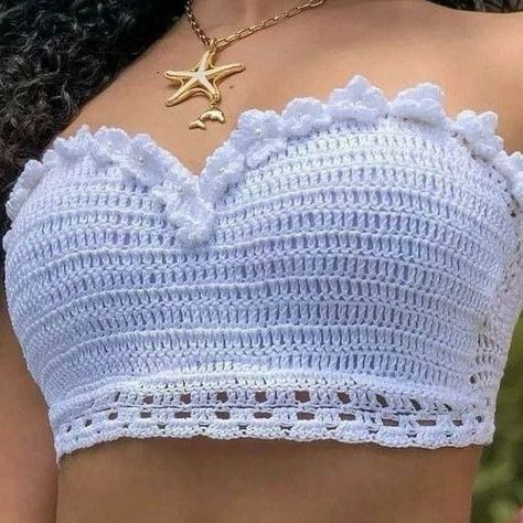 Chic Crochet Top, Crochet Top Outfit, Beach Crochet, Crochet Bra, Confection Au Crochet, Crochet Cowl Pattern, Mode Crochet, Crochet Clothing And Accessories, Crochet Simple