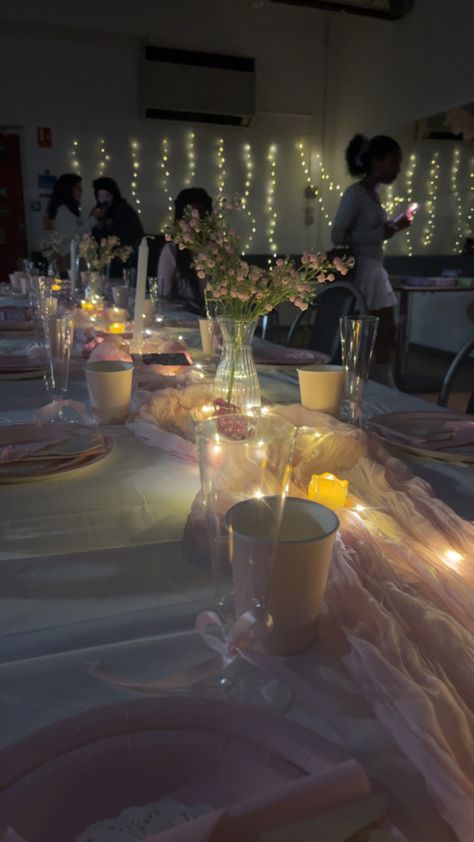 #pink #party #sweet16 #sweet16th #birthday #birthdayparty #dinner #dinnerparty #candles #ribbons #table Sweet 16 Gift Table, Sweet 16 Pretty In Pink Party Ideas, Pink Birthday Dinner Table, Sweet Sixteen Activity Ideas, Sixteen Candles Birthday Party, Pink Party Table Decorations, Sweet 16 Slumber Party Ideas, Sweet 16 At Home, Diy Sweet 16 Decorations