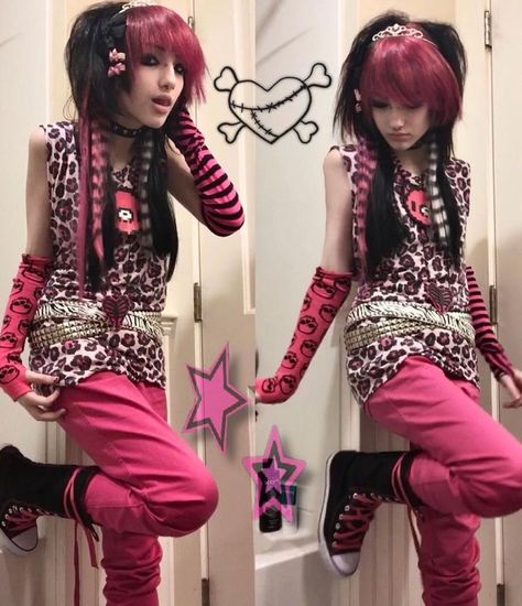 Scenecore Aesthetic Outfit, Scene Emo Fashion, Scene Aesthetic, Scene Girl, Outfits 2000s, Scene Outfits, Scene Girls, Scene Fashion, Scene Kids