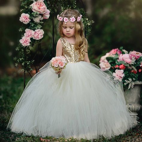 Gold Sequin Top, Long Flower Girl Dresses, Cheap Flower Girl Dresses, Princess Flower Girl Dresses, Princess Flower, Ivory Flower Girl, Cute Princess, Foto Poses, Ivory Flowers