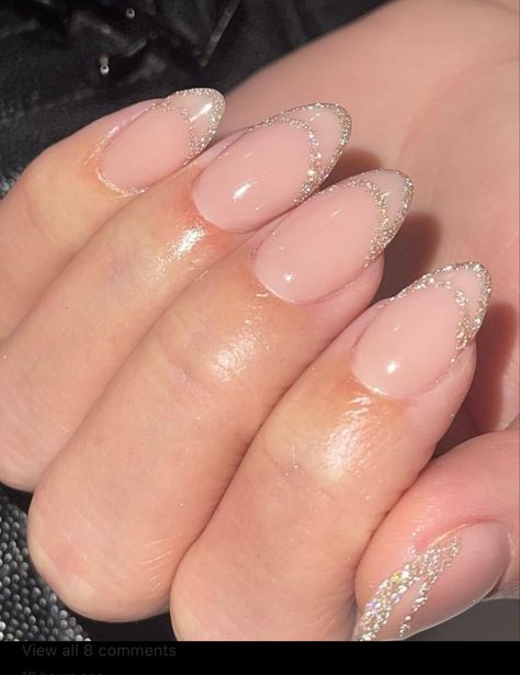 Prom Nails Acrylic Simple, Ty Ball Nails, Cocktail Party Nails Designs, Prom Nails For White Dress, Glitter Outline French Nails, Hollow French Tip Nails, Prom Nails Almond Shape, College Nails Ideas, Gold Sparkle French Tip Nails