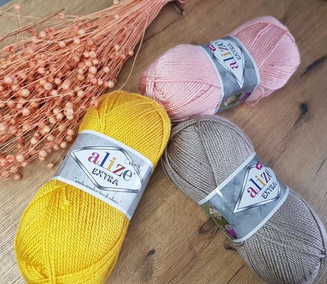 🌸 Start your creative projects with Alize Extra yarns! ✨ Add a unique touch to your knits with its soft texture and vibrant color options. 🌿 What project are you thinking of using it for? #AlizeExtra #knitlovers #creativeyarns #alize #hobbyshopycom #yarnsale #knittinginspiration #colorfulyarn #crochetinspiration #yarnaddict #yarnlove #crochetlove #handmadelove #crochet #knittingsofinstagram #knitknitknit #yarnlife #yarnasmr #crochêterapia #ovillos #tejer #crochetera #crochethérapie #croche... Extra Yarn, Yarn For Sale, Knitting Inspiration, Soft Texture, Creative Projects, Soft Textures, Color Options, Vibrant Colors, Yarn