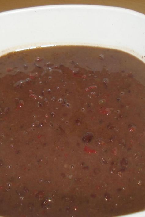 Mima's Cuban Black Beans ( Frijoles Negros Cubanos de Mima) Cuban Black Beans From Can, Easy Cuban Black Beans, Colombian Black Beans, Black Beans Cuban Style, Cuban Black Beans Recipe, Cuban Black Beans, Frijoles Refritos, Black Bean Recipes, Cuban Cuisine