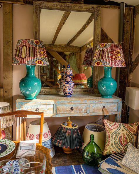 Nels Crosthwaite Eyre on Instagram: “I’m gathering new stock to throw another pop up soon...I loved doing this one so much and missing meeting clients. 💓 #countrylife #popup…” Shop Displays, Chinoiserie Style, Side Wall, Entrance Hall, Classic Interior, Shop Display, Drawing Room, Lamp Shades, Country Life