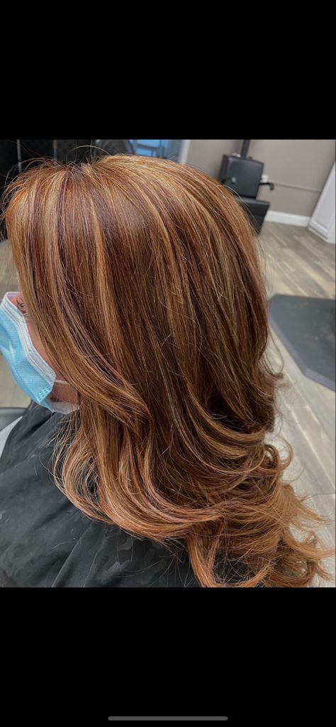 Ginger With Brown And Blonde Highlights, Lowlights For Gingers, Lowlights On Redheads, Ginger Highlights And Lowlights, Redhead With Brown Lowlights, Ginger And Brown Highlights, Ginger Brown With Highlights, Auburn With Highlights And Lowlights, Natural Ginger Hair Dye Ideas