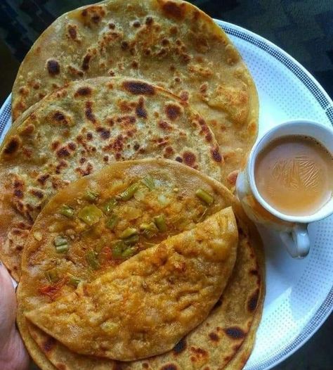 Indian Fast Food, Delicious Food Image, Variety Food, Good Morning Breakfast, Vegetarian Fast Food, Tastemade Recipes, Vegetarian Snacks Recipes, Desi Food, Easy Food Art