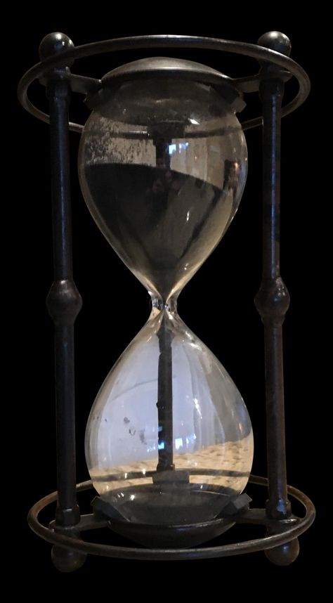 Old Hourglass Vintage, Curious Tides Aesthetic, Time Manipulate, Dark Academia Objects, Time Magic Aesthetic, Time Travel Aesthetic Dark, Vintage Mystery Aesthetic, Time Astethic, Dark Academia Images