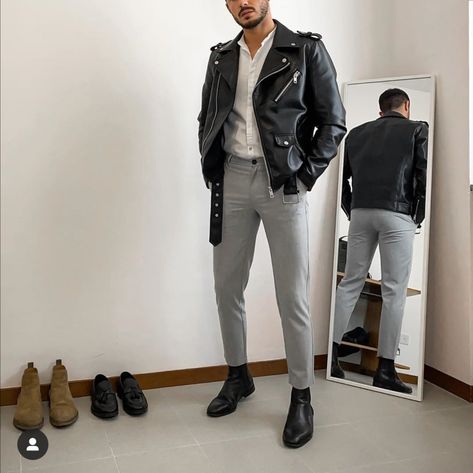 Short Adidas, Outfit Botas, Stylish Leather Jacket, Bracelet Bag, Black Biker Jacket, Classy Outfits Men, Oxford Brogues, Colour Combos, Mens Casual Dress Outfits