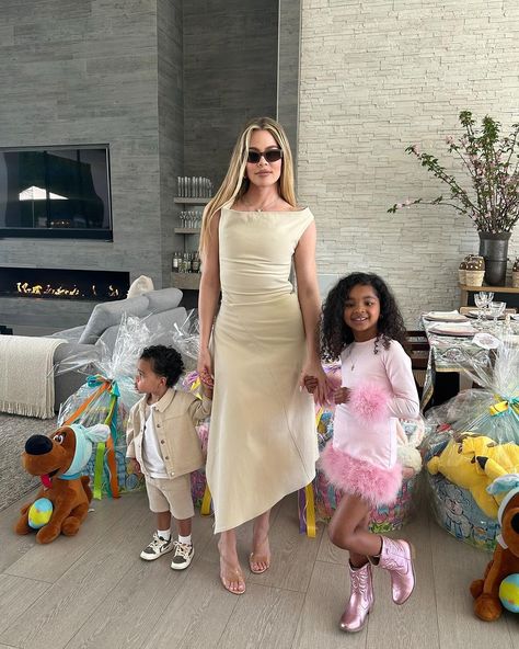 2024 from Khloe Kardashian Through the Years on E! Online Khloe Kardashian Dress, True Thompson, Dream Kardashian, Khloe Kardashian Photos, Kloe Kardashian, Famous Kids, Kardashian Kids, Kardashian Family, Wardrobe Outfits