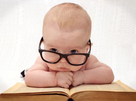 Beyond Twilight: Literary baby names from popular teen fiction 3 Month Old Baby Pictures, Baby Storytime, Toddler Storytime, Getting Pregnant With Twins, 3 Month Old Baby, Monthly Baby Photos, Baby Photoshoot Boy, Baby Boy Pictures, Newborn Baby Photoshoot