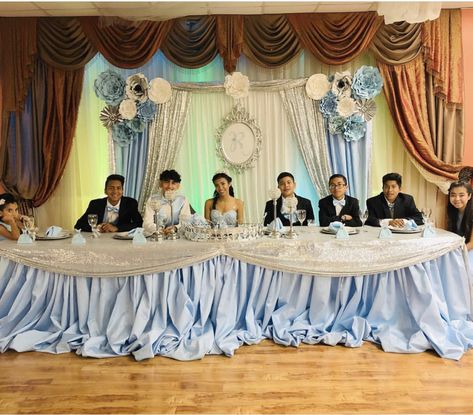 Cinderella Themed Quinceanera Table, Main Table Quinceanera Blue, Light Blue Quinceanera Decorations Main Table, Cinderella 15 Party Decoration, Periwinkle Quinceanera Decorations, Quince Court Table Blue, Quinceanera Main Table Ideas Blue, Christian Quinceanera, Cinderella Quinceanera Themes Decoration