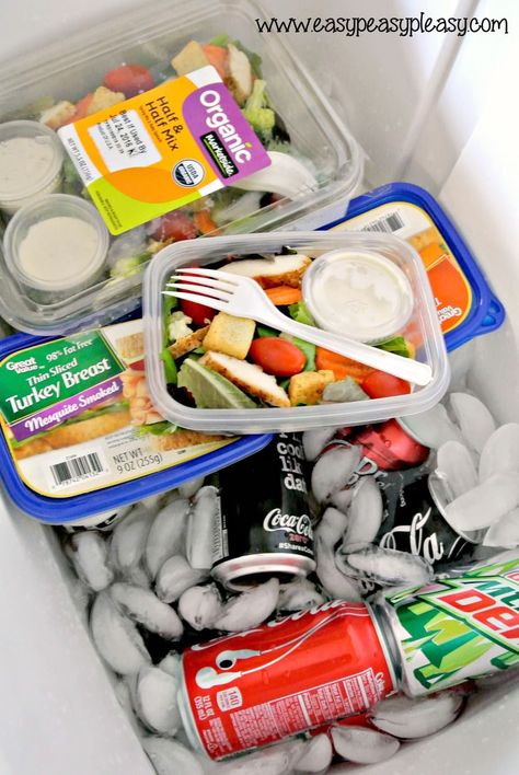 Easy TO GO Salads For The Cooler With No Cleanup - Easy Peasy Pleasy To Go Salads, Beach Vacation Meals, Vacation Meal Planning, Salads Easy, Ballpark Food, Camping Menu, Cooler Food, Portable Snacks, Vacation Meals