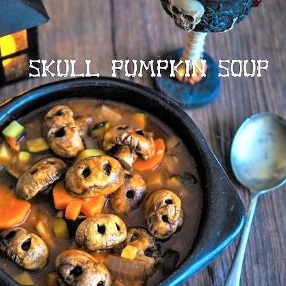 It's Halloween season Dear Ghouls and I've got a healthy, hearty Halloween recipe for you! This skull soup uses mushrooms to make the skulls and carrots to make mini pumpkins. It's super easy to make, full of vegetable goodness but is given heartiness from fast to cook red lentils. This ghoulish Halloween soup contains no actual humans or animals (it's vegan/plant based!). Savory Halloween Food, Soup With Veggies, Halloween Soup, Halloween Meal, Scary Halloween Food, Cooking Red Lentils, Halloween Food Ideas, Idea For Halloween, Recipe Soup