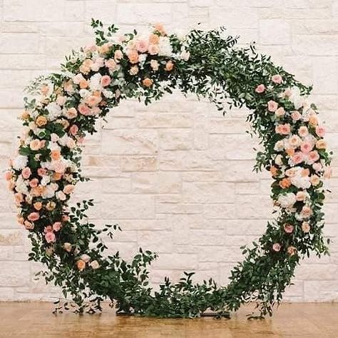 Ceremony Arch Flowers, Round Arch Backdrop, Flowers Garland, Altar Flowers, Round Arch, Arch Decoration, Arch Backdrop, Arch Flowers, Arch Decoration Wedding