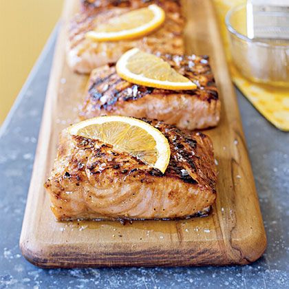 Maple Grilled Salmon Grilled Salmon Recipes, Think Food, Cooking Light, Grilled Salmon, Fish Dishes, Seafood Dishes, Salmon Recipes, I Love Food, Fish Recipes