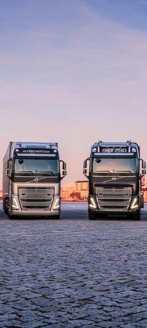 Volvo Trucks Wallpapers, Truck Volvo, Driving Class, Logistics Design, Truck Wallpaper, Vehicle Branding, Transport Truck, Mercedes Truck, Truck Driving