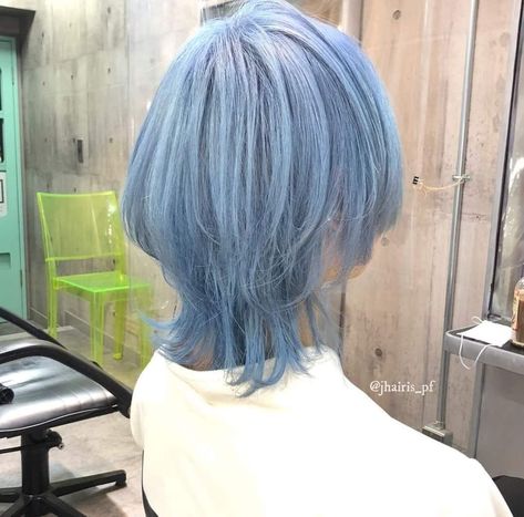 Jellyfish Haircut Aesthetic, Jellyfish Hairstyle Short, Short Hair Jellyfish Cut, Jellyfish Short Haircut, Jellyfish Haircut Short Hair, Jellyfish Cut Short, Jellyfish Wolfcut, Jellyfish Cut Hair, Long Jellyfish Haircut