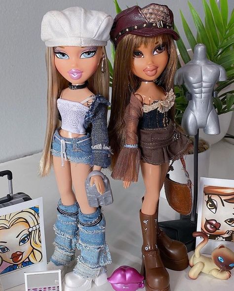 aleyah (@aleyahdolls) • Instagram photos and videos Bratz Denim Outfit, Bratz Dolls Outfits Ideas, Bratz Dolls Aesthetic Outfits Real Life, Bratz Dolls Jade Outfit, Bratz Outfits Style, Bratz Fits, Bratz Aesthetic Outfit, Bratz Halloween, Las Bratz