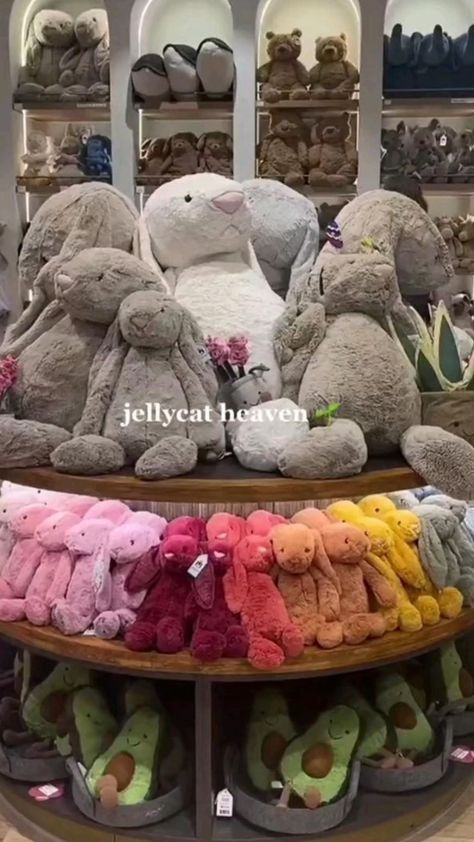 #literally my dream!!!! 💗💗💗💗 also not my pic 😁 Jellycat Stuffed Animals, Cute Squishies, Birthday List, Birthday Wishlist, Cute Stuffed Animals, Cute Little Things, Cute Room Decor, Cute Toys, Cute Plush