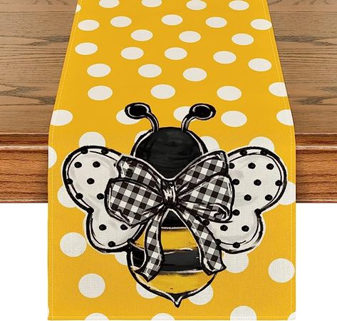 Summer Table Runner, Spring Farmhouse, Outdoor Dinner Parties, Dining Table Decoration, Farmhouse Style Table, Summer Table, Bee Birthday, Runner Kitchen, Outdoor Dinner