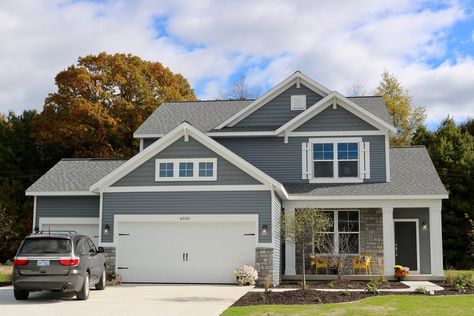 CertainTeed Landmark Moire Black Shingles, Plygem Vinyl D4/Shake & CertainTeed Mainstreet Flagstone & Cut Cobblestone with Lime Sills Flagstone Vinyl Siding, Moire Black Shingles, Black Shingles, Certainteed Vinyl Siding, Certainteed Siding, Vinyl Siding Colors, Grey Exterior House Colors, Lake Houses Exterior, Roof Siding