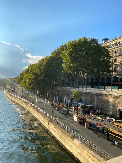 Seine River Aesthetic, Paris Astethic, Seine Aesthetic, Seine River Paris, Paris Life, Spring In Paris, Paris Rooftops, River Seine, Seine River