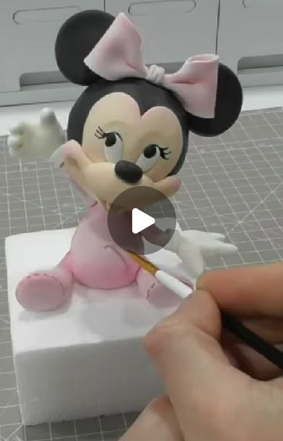 Baby Minnie Mouse Cake, Minnie Mouse Fondant, Mouse Cake Topper, Minnie Mouse Cake Topper, Disney Cake, Minnie Mouse Birthday Cakes, Mickey Baby, Minnie Cake, Fondant Cake Toppers