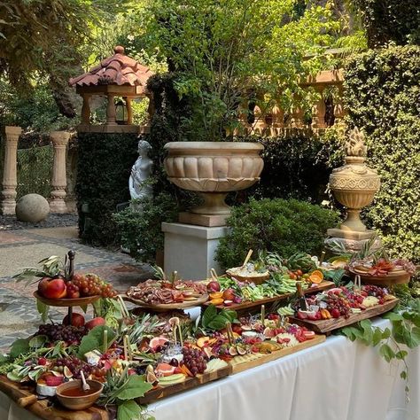 SAYANG | Los Angeles on Instagram: "So many photos of this table, can’t decide which is my favorite 🤩 #weddings #weddingplanner #grazingtable #graze #grazetable #charcuterieboard #charcuterie #eventstyling" Italian Aperitivo Wedding, Garden Wedding Italian, Wedding Food Charcuterie, Greek Food Wedding Buffet, Wedding Feast Table, Italian Villa Wedding Decor, Burrata Bar Wedding, Tuscan Wedding Food, Italy Wedding Food