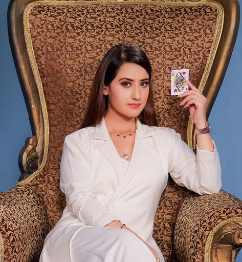 Aalisha Panwar, Alisha Panwar, May 5, The King, The Queen, Chess, Get Ready, Queen, On Instagram