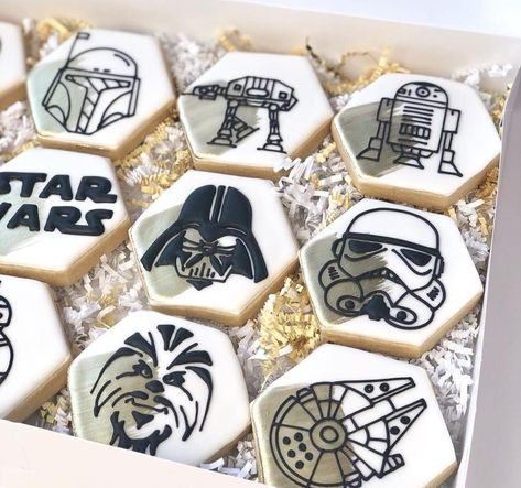 Star Wars Theme Birthday, Superhero Cookies, Star Wars Cookies, Cookie Birthday Party, Disney Cookies, Disney Cast Member, Sugar Cookie Royal Icing, Star Wars Cake, Disney Cast