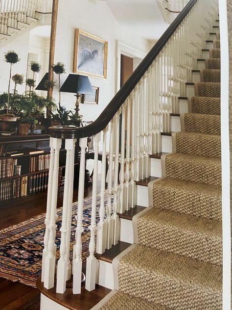 Nancy Meyers Aesthetic, Staircase Hallway, Nancy Meyers, Home Inspo, Apartment Decor Inspiration, Money Aesthetic, Old Money Aesthetic, Mid Century Modern House, First Home