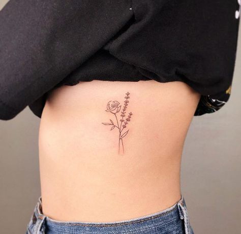 Small Flower Tattoo Location, Tattoo On Torso For Women, Flower Bouquet Tattoo Ribs, Flower Rib Tattoos For Women, Rib Flower Tattoo, Forearm Rose Tattoo, Simple Line Art Tattoo, Flower Rib Tattoo, Sacred Geometry Tattoos