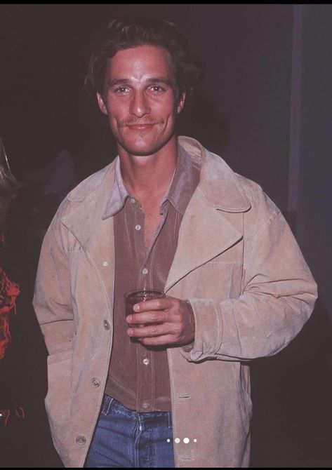 Young Matthew Mcconaughey, Cowboy Aesthetic, Guy Fits, Mens 90s, Dad Fashion, Mens Outfit Inspiration, Americana Fashion, Matthew Mcconaughey, Streetwear Men Outfits