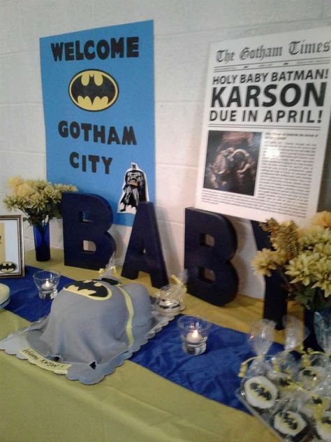 Batman Baby Shower Ideas, Batman Baby Shower, Shower Pictures, Batman Baby, Baby Shower Pictures, Baby Batman, Bat Boys, Baby Shower Party Ideas, Shower Party Ideas