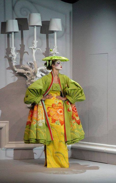 Galliano Dior, Madame Butterfly, Dior Collection, Mode Kimono, Christian Dior Haute Couture, Dior Haute Couture, Christian Dior Couture, Dior Couture, Beauty And Fashion