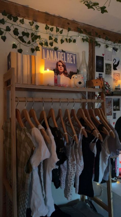 Room Decor With Clothes Rack, Fall Clothing Rack Aesthetic, Room With Clothing Rack Aesthetic, Room Inspo Clothing Rack, Closet Decor Aesthetic, Aesthetic Bedroom Closet, Room Decor Clothes Rack, Room Lana Del Rey Aesthetic, Lana Del Rey Inspired Bedroom