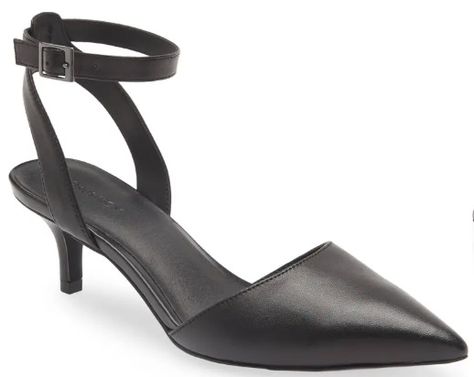 13 Best Comfortable Heels for Work Comfortable Heels For Work, Heels For Work, Embassy Row, Fall Workwear, Navy Pencil Skirt, Embellished Belt, All Black Looks, Navy Blouse, Obi Belt