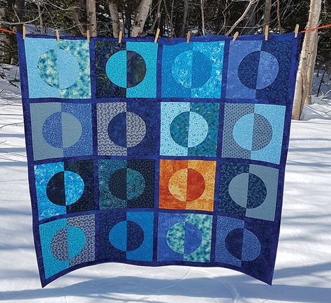 Circle Quilt Patterns, Moon Quilt, Half Moons, Quilting Designs Patterns, Circle Quilts, Man Quilt, Pretty Quilt, Modern Quilt Patterns, Modern Quilting