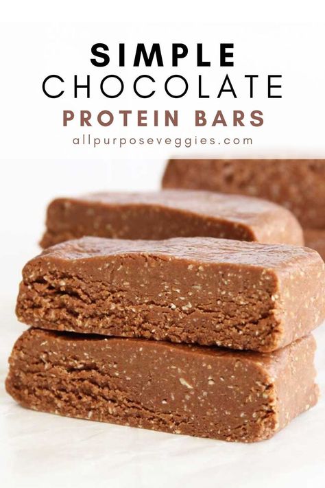 Enjoy a quick and easy snack with these Chocolate Peanut Butter Oatmeal Protein Bars. Whether you need a post-workout boost or a midday pick-me-up, these bars will do the trick. Packed with protein and fiber from the peanut butter and oats, and a rich chocolate flavor, these fudgy and soft protein bars will satisfy your cravings and keep you full for longer.   #proteinbars #lowcarb #healthysnacks Chickpea Protein Bars, Protein Oat Bars, Oatmeal Protein Bars, Protein Bars Chocolate, Peanut Butter And Oats, Chocolate Peanut Butter Oatmeal, Homemade Protein Bars, Oatmeal Protein, Chocolate Protein Bars