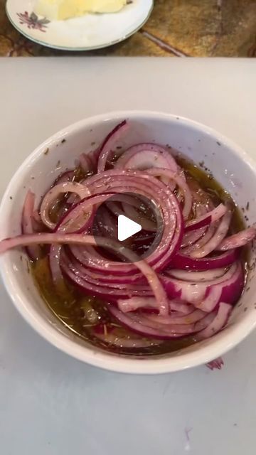 Corre Larkin on Instagram: "Marinated red onions courtesy of @nocrumbsleft #cooking #easyrecipe #dinner #homecook #homecooking #eating #cookingtime" Marinated Red Onions Recipe, Pickle Onions, Marinated Red Onions, Marinated Onions, Pickle Onions Recipe, Red Onion Recipes, Dinner Favorites, Marinated Vegetables, Low Carb Veggies