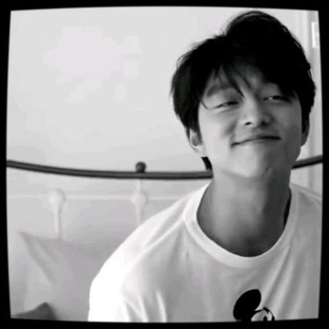 Gong Yoo Smile, Minho's Cats, Goblin Gong Yoo, Gong Yoo, Asian Actors, Cute Gif, Blue Aesthetic, Korean Actors, Boyfriend Material