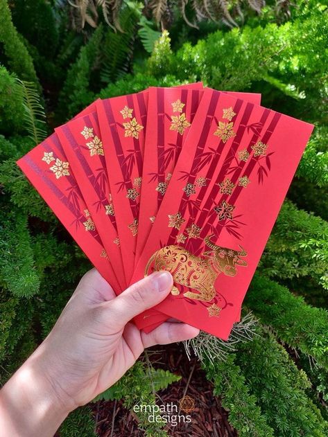 Chinese New Year Red Packet, Ox Design, Meaning Of Red, Ang Pao, Red Meaning, Chinese Paper, Lunar Year, Chinese Astrology, Flowers Photography Wallpaper