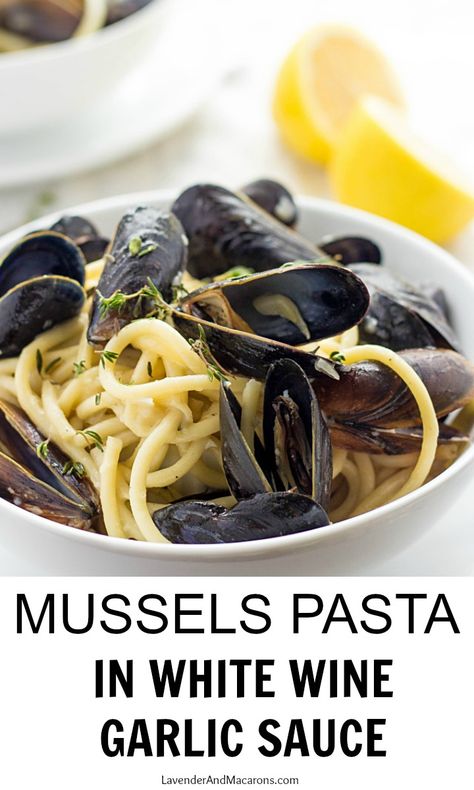 Mussels Recipe White Wine, Mussels Recipe Pasta, Easy Seafood Dinner, Mussels Pasta, Healthy Seafood Dishes, Seafood Lunch, Date Night At Home, Mussels Recipe, Seafood Pasta Recipes