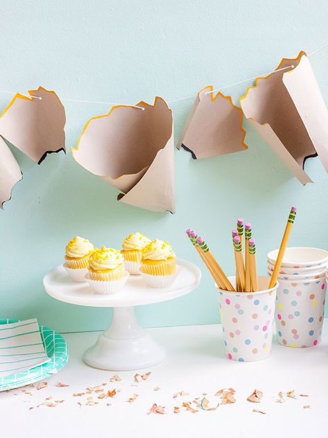 Back-to-School Pencil Shaving Garland Back To School Party Decorations Diy, Back To School Backdrop, Giant Pencil, Back To School Breakfast, School Breakfast, Pencil Shavings, Party Girlande, Diy Back To School, Handmade Charlotte