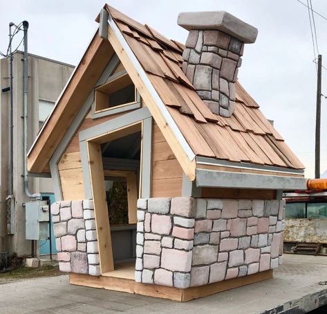 Storybook Cottage by Playscapes Studios - Etsy Whimsical Shed Ideas, Log Cabin Playhouse, Hobbit Houses Diy, Playhouse Shed, Custom Playhouse, Modern Playhouse, Custom Dog Houses, Cedar Shake Roof, Storybook House