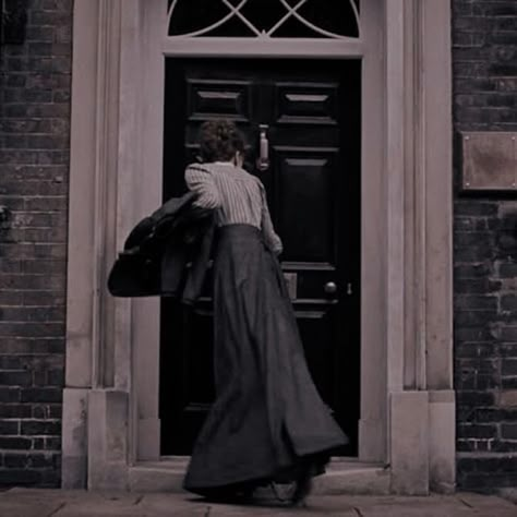 Victorian Doctor, Dana Schwartz, Storm And Silence, Dorian Grey, Wammy's House, Detective Aesthetic, Victorian Aesthetic, Infernal Devices, Penny Dreadful