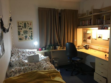 My cosy little uni room :-) . . #interiordesign #cozyplace #rustic #homedecoration University Room Decoration, Uni Room Ideas Uk, Uni Room Ideas, Single Dorm Room, Uni Bedroom, University Rooms, Cozy Places, College Dorm Room Decor, Uni Room