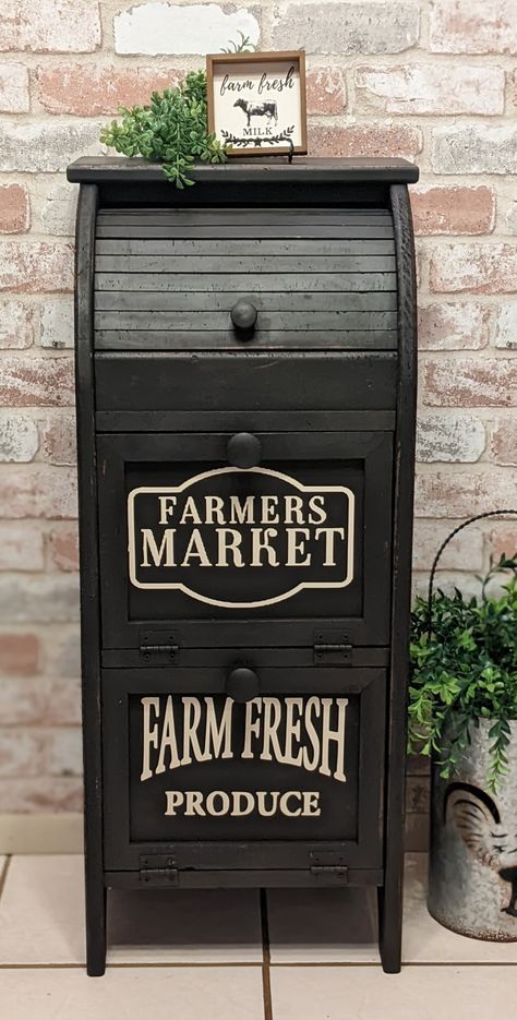 Repurposed Potato Bin Ideas, Potato Bin Makeover, Bread Box Repurpose, Recipe Box Diy, Steampunk Kitchen, Vintage Wood Signs, Parisian Decor, Beautiful Farmhouse, Bread Boxes