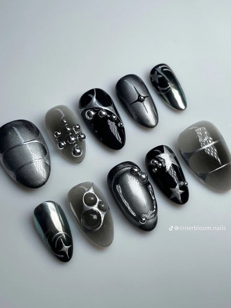 Mens Nails, Hippie Nails, Punk Nails, Gothic Nails, Goth Nails, Grunge Nails, Nails Desing, Silver Nails, Beauty Nail